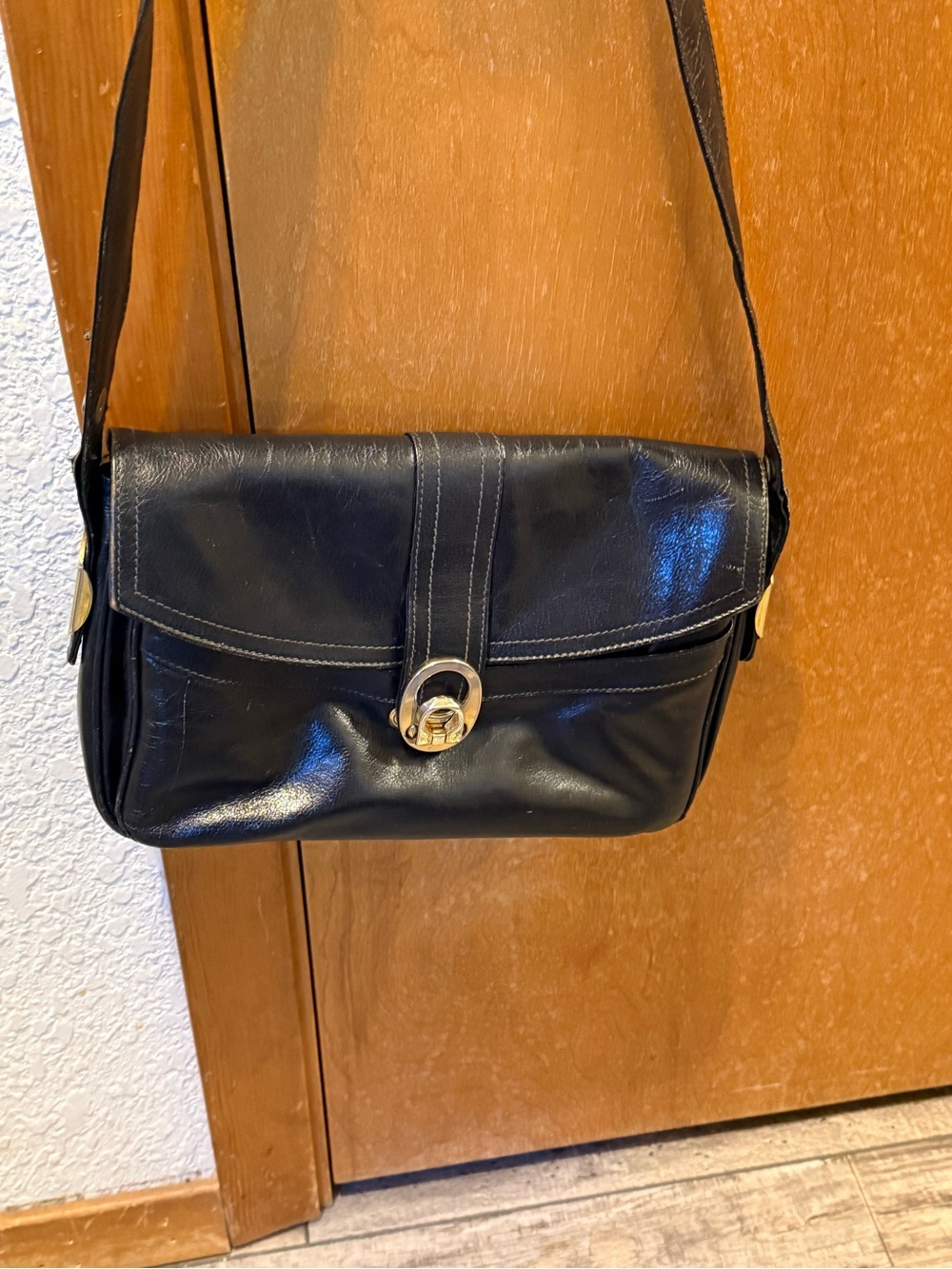 Vintage Made In Italy Black Leather Shoulder Bag Blue Velvet Lining Meier&Frank